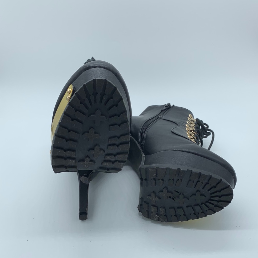 City Snappers Black Leather Heels - Picture 6 of 6